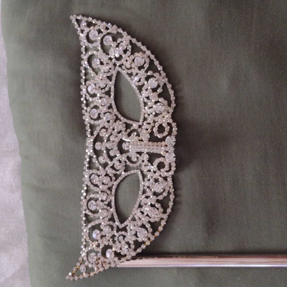 Glamorous Silver Rhinestone Masquerade Mask - Picture 2 of 2